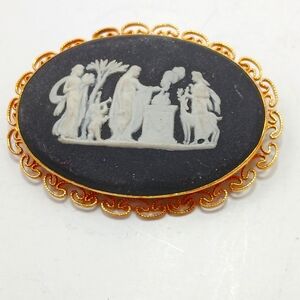 Vintage Brooch